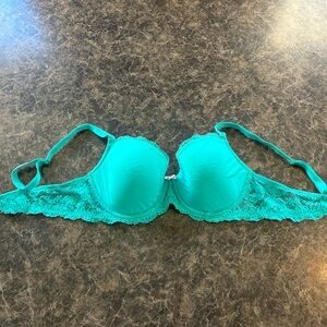 Victoria’s Secret jade green dream angels lined demi bra